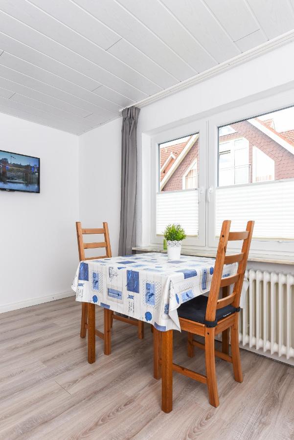 Ferienwohnungen Im Haus Waterkant Neuharlingersiel Kültér fotó