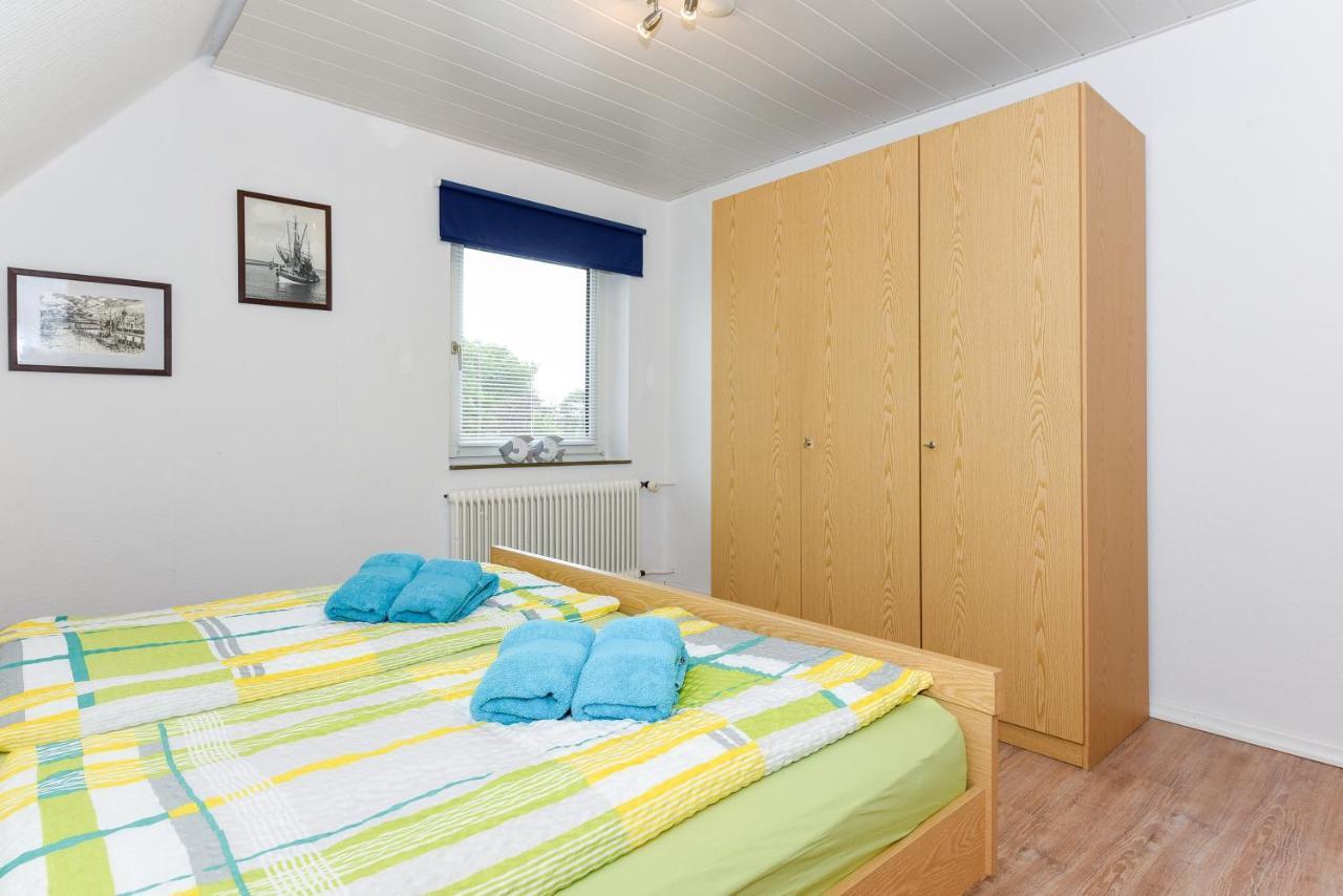 Ferienwohnungen Im Haus Waterkant Neuharlingersiel Kültér fotó