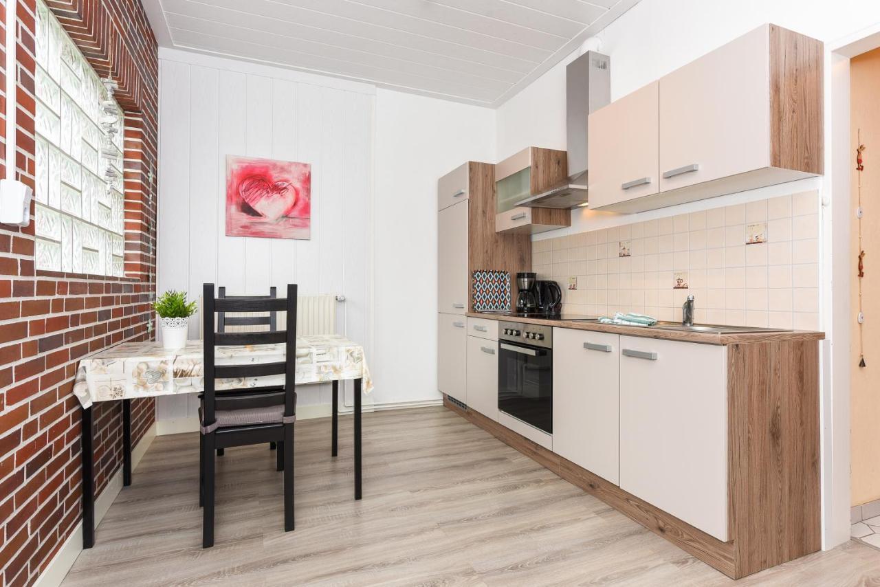Ferienwohnungen Im Haus Waterkant Neuharlingersiel Kültér fotó