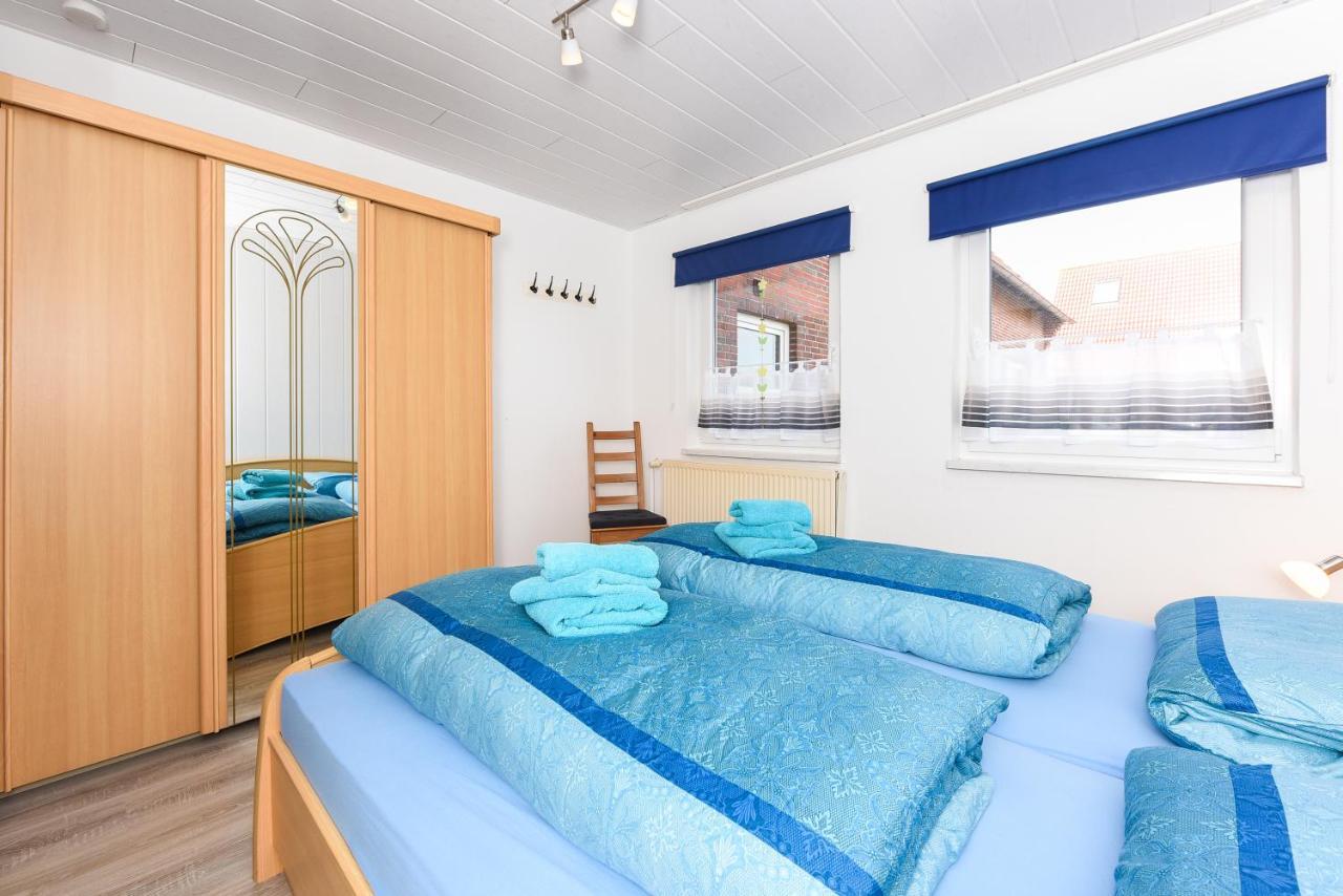 Ferienwohnungen Im Haus Waterkant Neuharlingersiel Kültér fotó